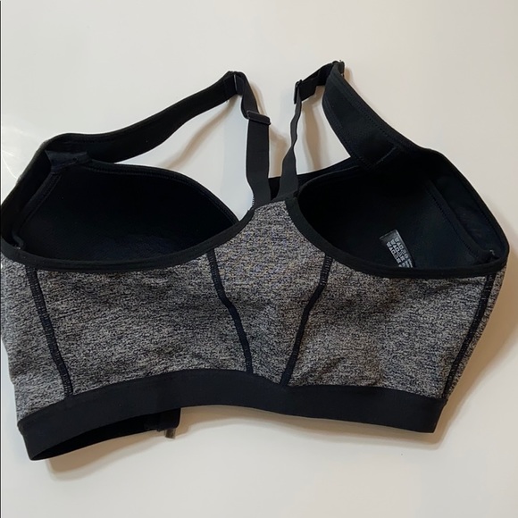 Victoria’s Secret front close sports bra 32DDD - Picture 4 of 5